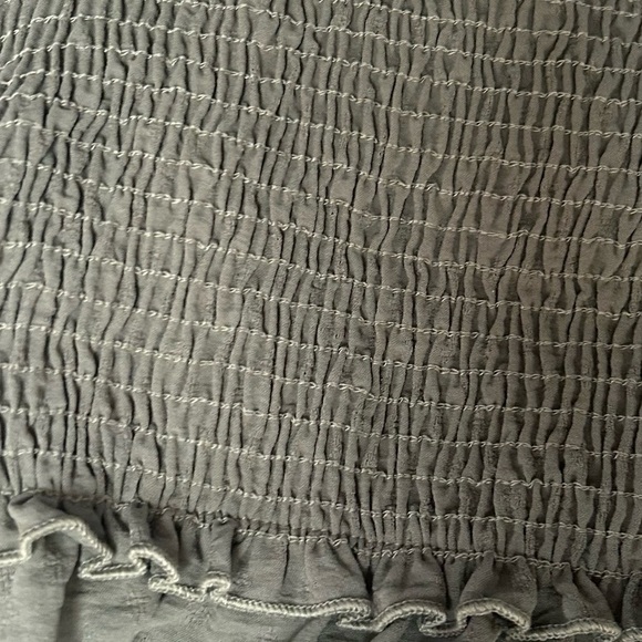 Altar’d State Smocked Puff Sleeve Peplum Top Green Size Medium - Picture 3 of 8